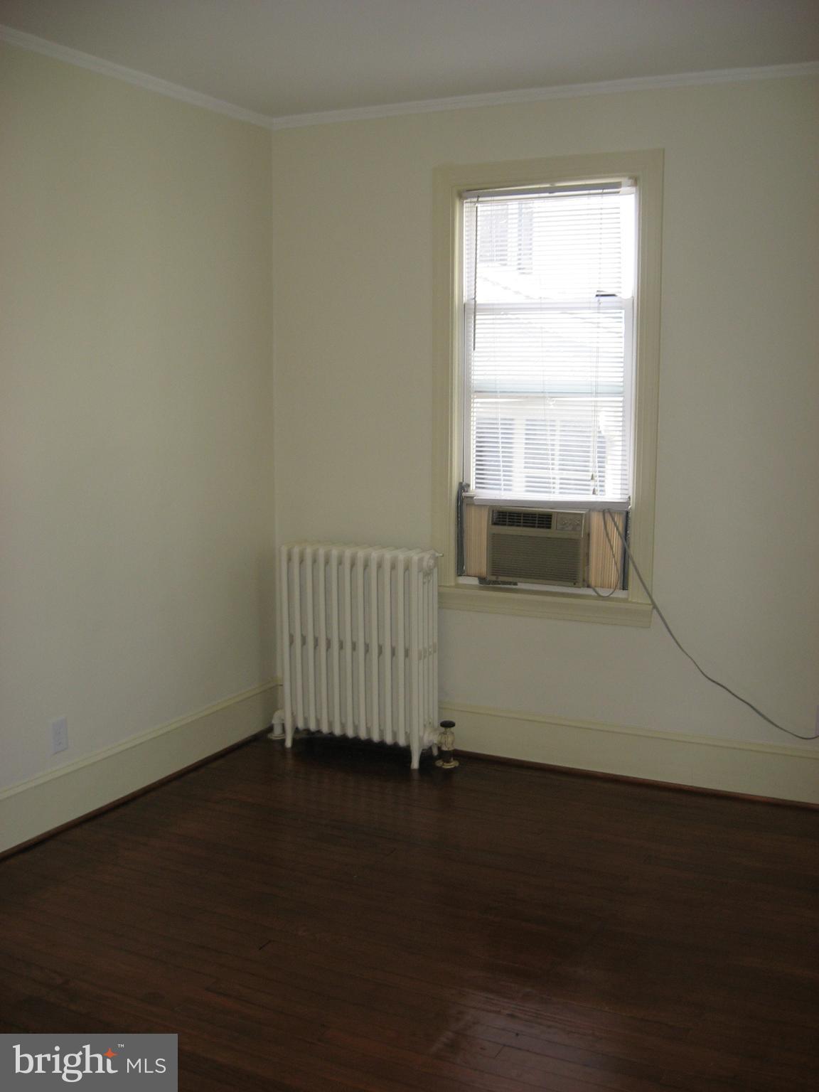 5107 Roland Avenue Baltimore, MD 21210 - Photo 5 of 45 bedroom- 1R