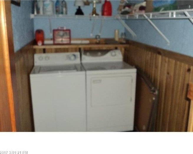 12 High Street East Millinocket, ME 04430 - Photo 9 of 17 9d3d76de7f0d7a3bfe27dca1de7ae335l-m6xd-w