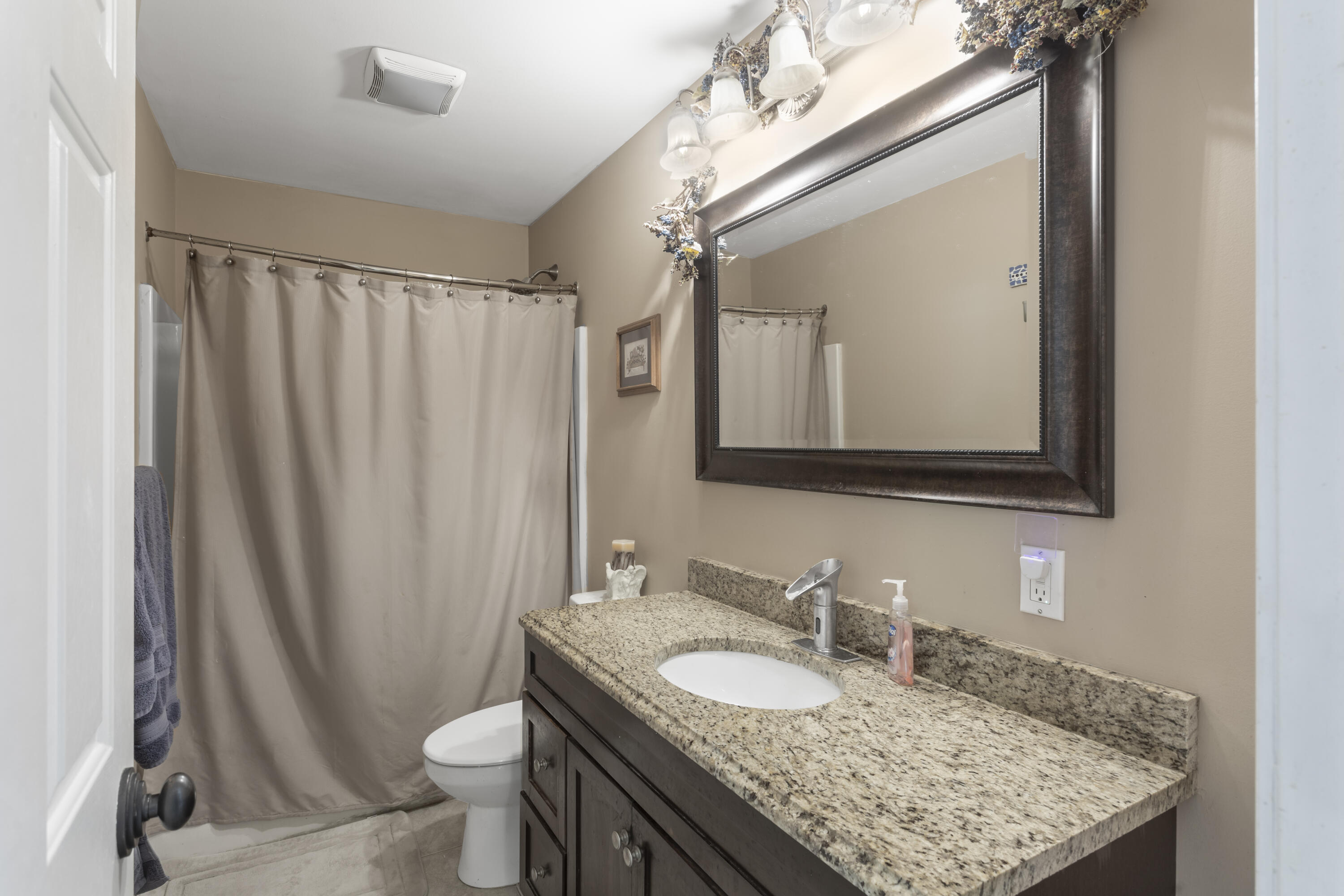 7159 Lobdell Road Linden, MI 48451 - Photo 25 of 54 244A1694