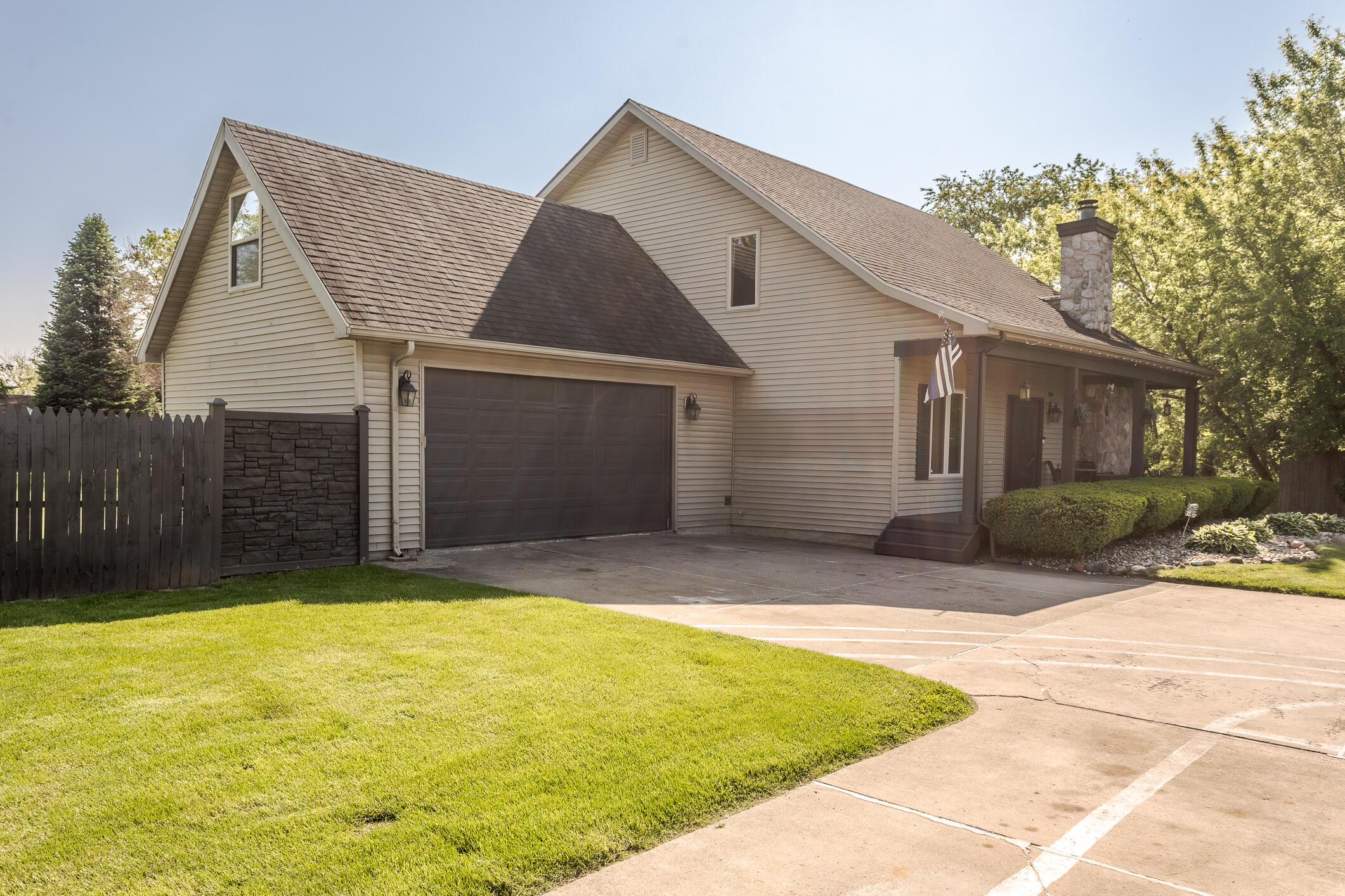 7159 Lobdell Road Linden, MI 48451 - Photo 40 of 54 exteriors_-16