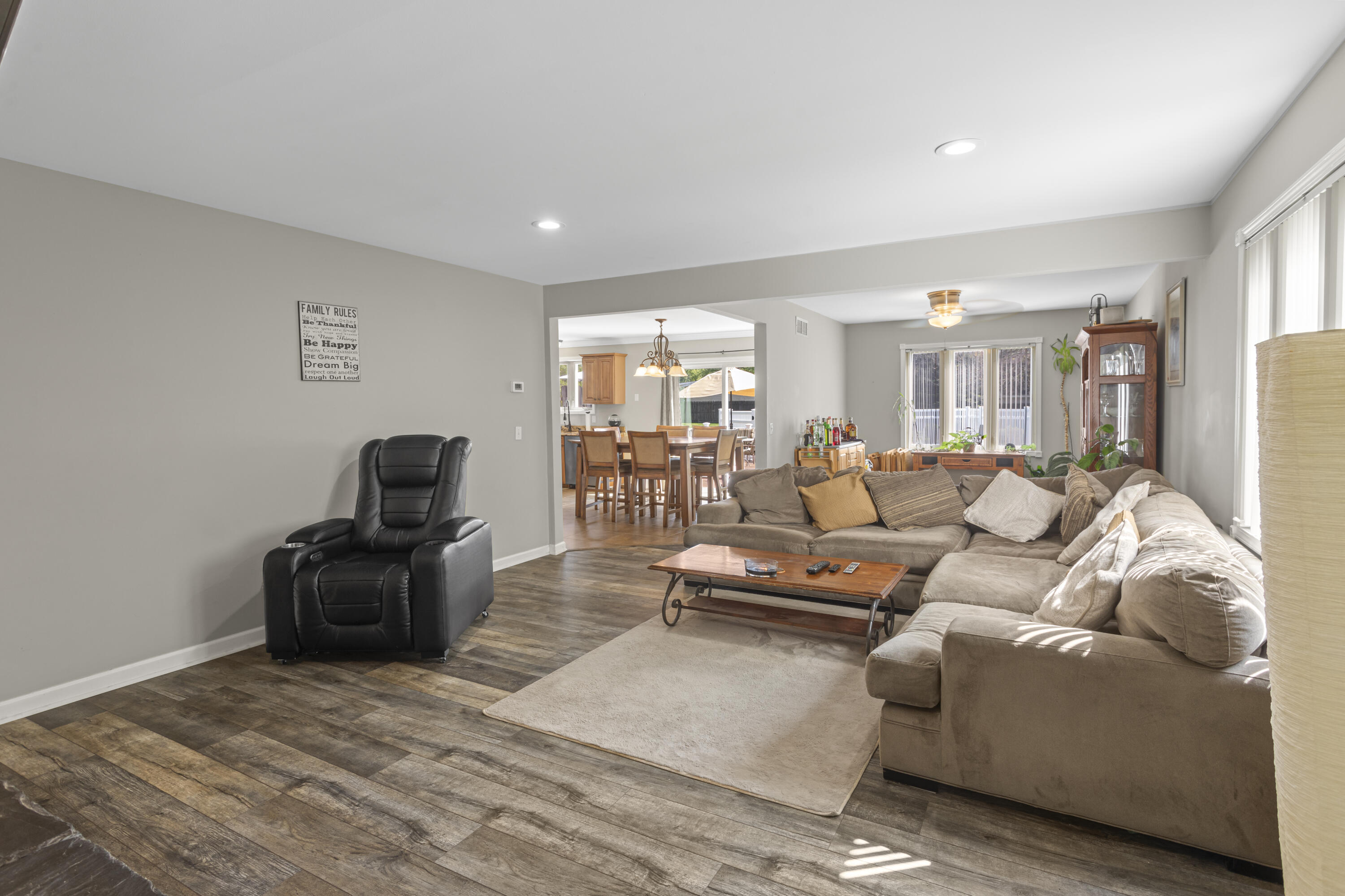 7159 Lobdell Road Linden, MI 48451 - Photo 6 of 54 244A1594