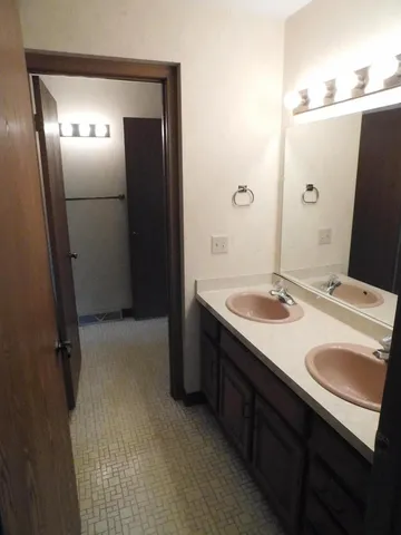 $160,000 | 5624 Cambridge Lane, Unit 3, Mount Pleasant, WI 53406