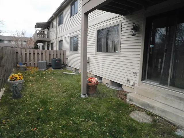 $160,000 | 5624 Cambridge Lane, Unit 3, Mount Pleasant, WI 53406