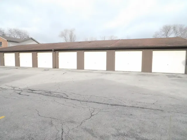 $160,000 | 5624 Cambridge Lane, Unit 3, Mount Pleasant, WI 53406