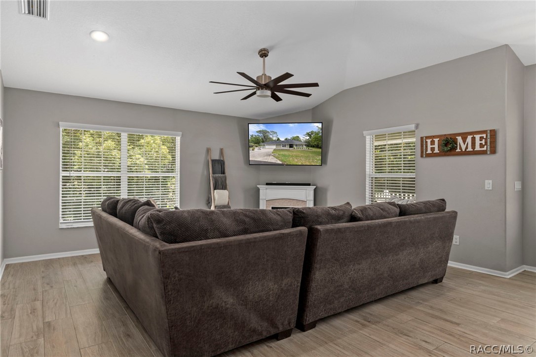763 South Curry Point Homosassa, FL 34448 - Photo 11 of 43