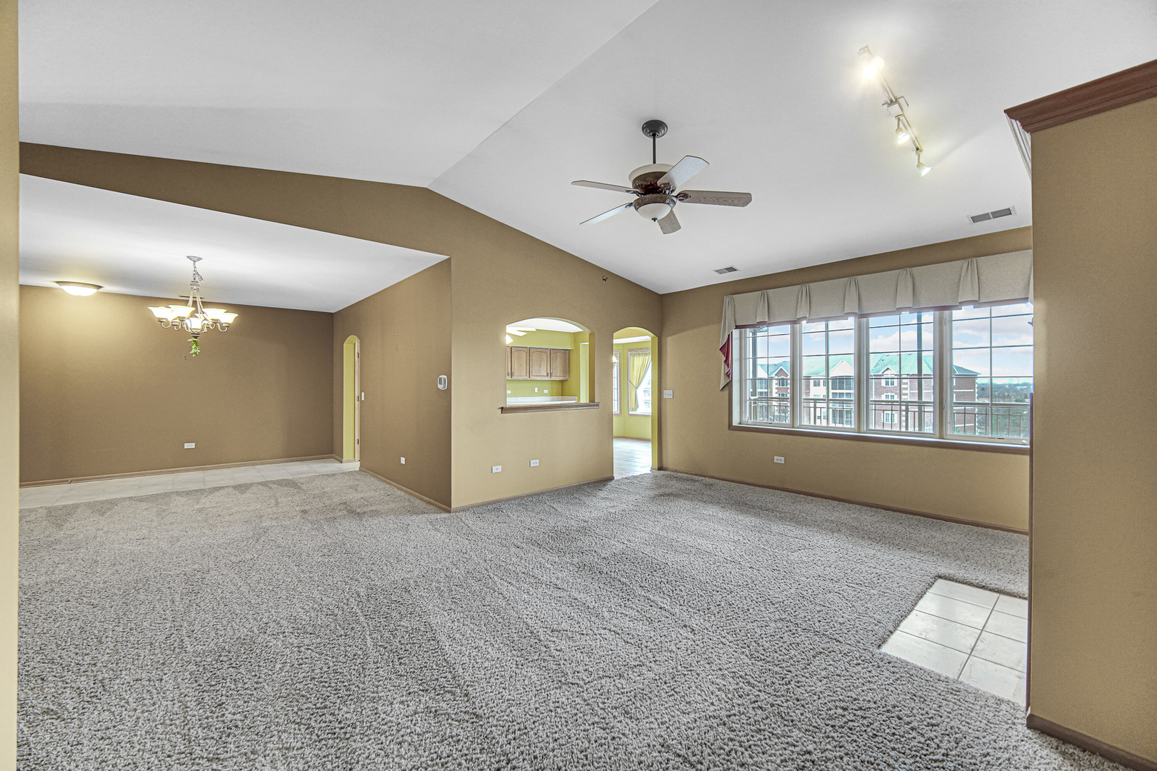 7920 Trinity Circle, Unit 4SW Tinley Park, IL 60487 - Photo 9 of 30 a view of an empty room with a window