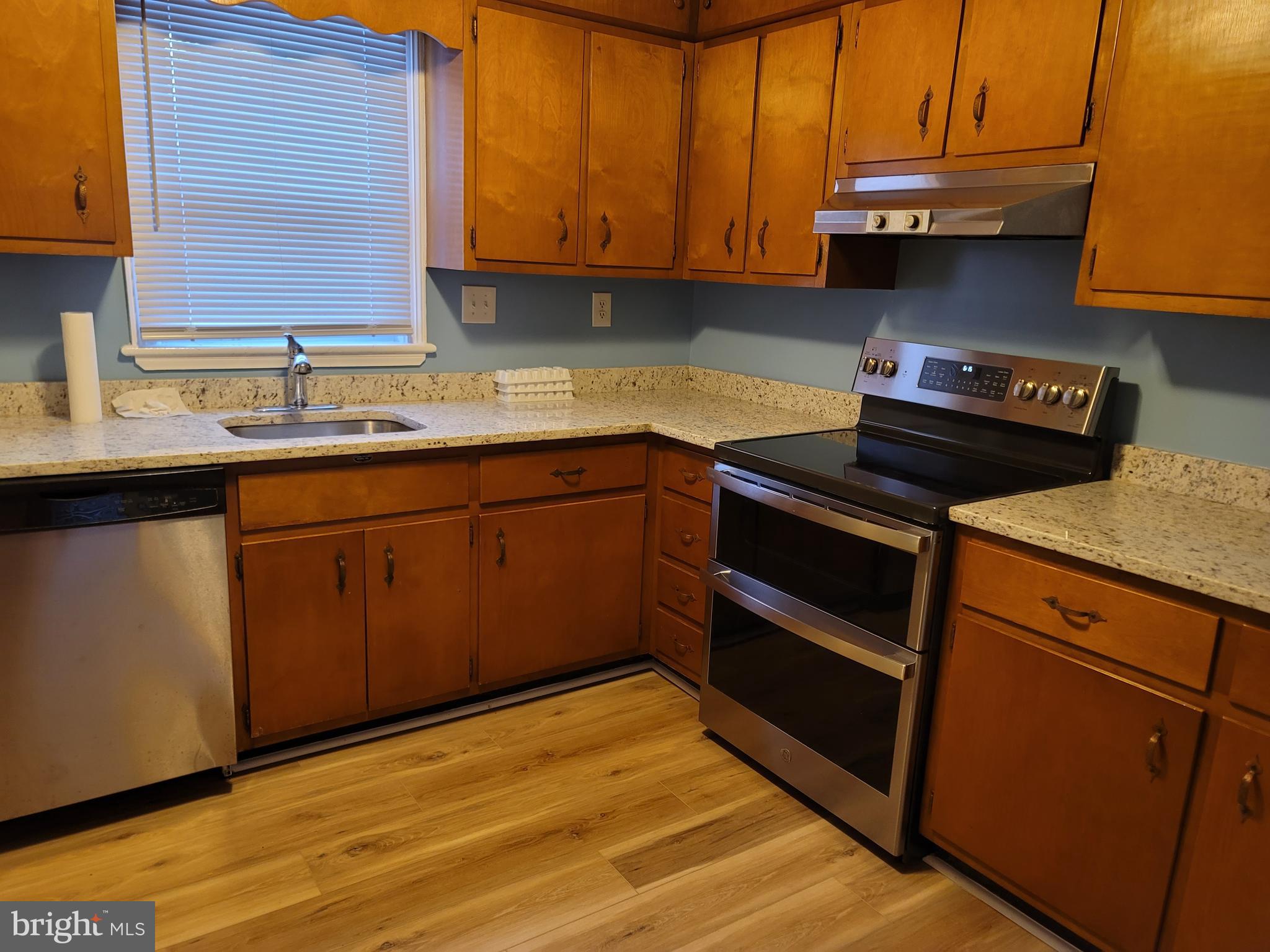 7717 Schelhorn Road Alexandria, VA 22306 - Photo 14 of 24 Gallery Image 14