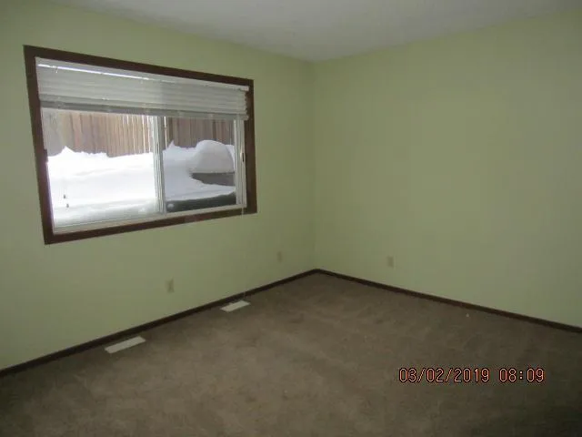 $1,950 | 2323 West Territorial Road, St. Paul, MN 55114