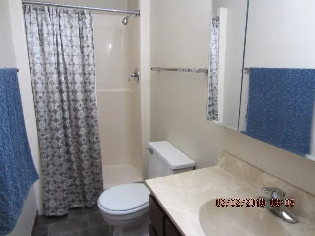 $1,950 | 2323 West Territorial Road, St. Paul, MN 55114