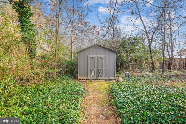 $4,600 | 6154 Beachway Drive, Falls Church, VA 22041