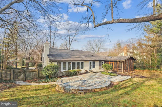 $4,600 | 6154 Beachway Drive, Falls Church, VA 22041