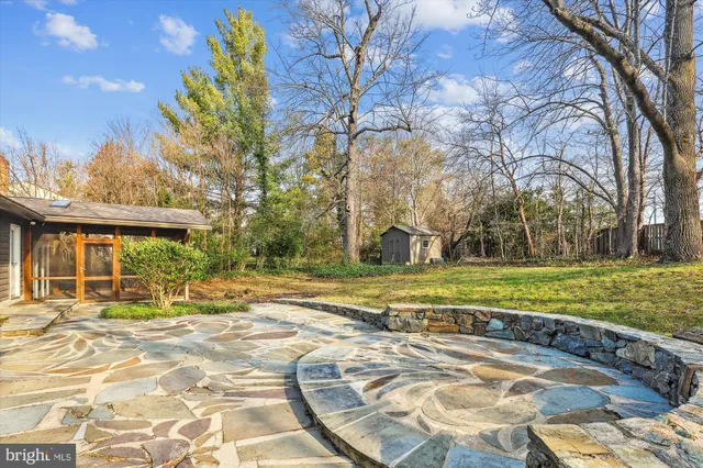 $4,600 | 6154 Beachway Drive, Falls Church, VA 22041