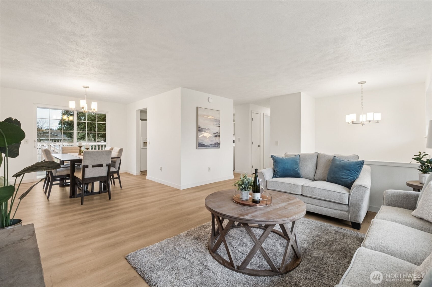 13700 Southeast 268th Street Kent, WA 98042 - Photo 7 of 30