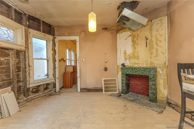 $139,900 | 27 Kamper Avenue, Buffalo, NY 14210