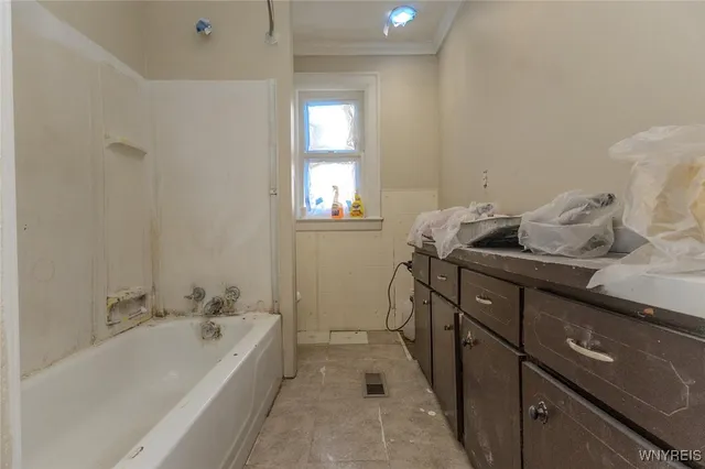 $139,900 | 27 Kamper Avenue, Buffalo, NY 14210