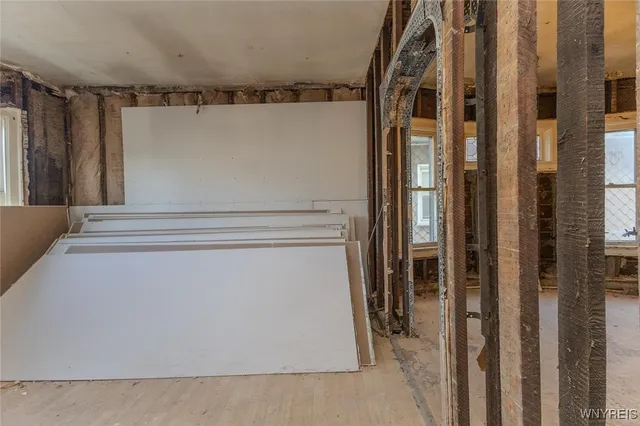 $139,900 | 27 Kamper Avenue, Buffalo, NY 14210