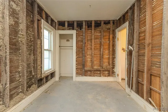 $139,900 | 27 Kamper Avenue, Buffalo, NY 14210