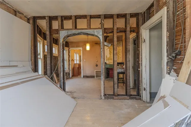 $139,900 | 27 Kamper Avenue, Buffalo, NY 14210