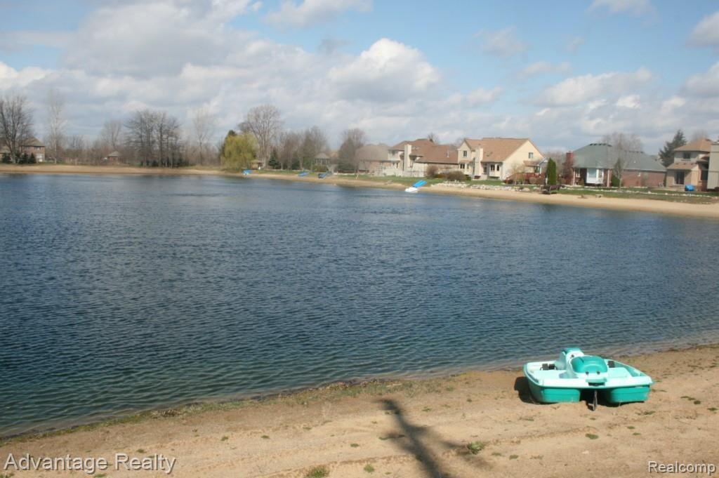 53183 Chesterfield Road New Baltimore, MI 48051 - Photo 7 of 22 IMG_2392.jpg