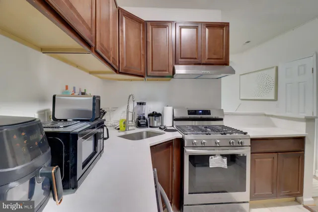 $7,500 | 1908 9th Street Northwest, Unit A, Washington, DC 20001