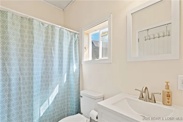 $875,000 | 2674 Highway 17, Iberia, MO 65486