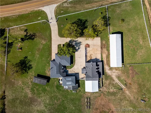$875,000 | 2674 Highway 17, Iberia, MO 65486