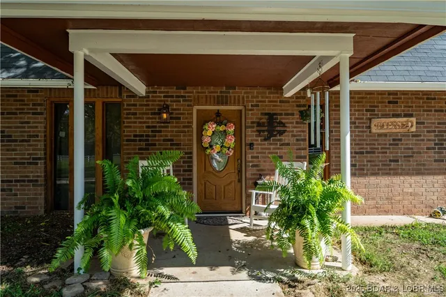 $875,000 | 2674 Highway 17, Iberia, MO 65486