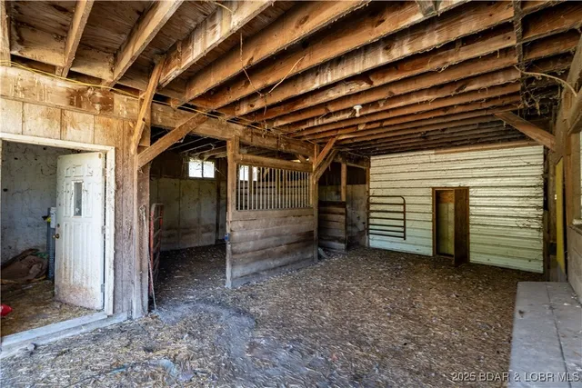 $875,000 | 2674 Highway 17, Iberia, MO 65486