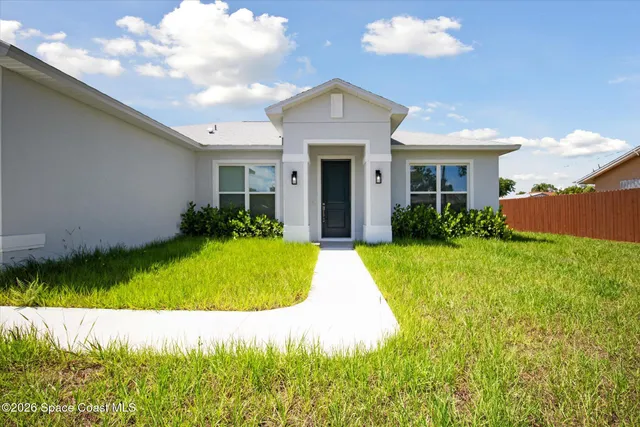 $2,420 | 918 Algardi Street Southeast, Palm Bay, FL 32909