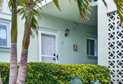 $269,000 | 5935 30th Avenue South, Unit 101, Gulfport, FL 33707