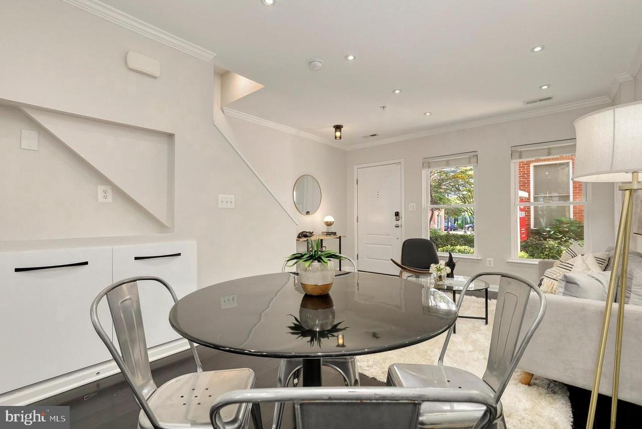 924 4th Street Southeast Washington, DC 20003 - Photo 7 of 23