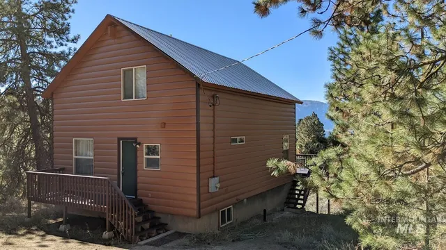 $499,900 | 30 Mountain Air Drive, Cascade, ID 83611