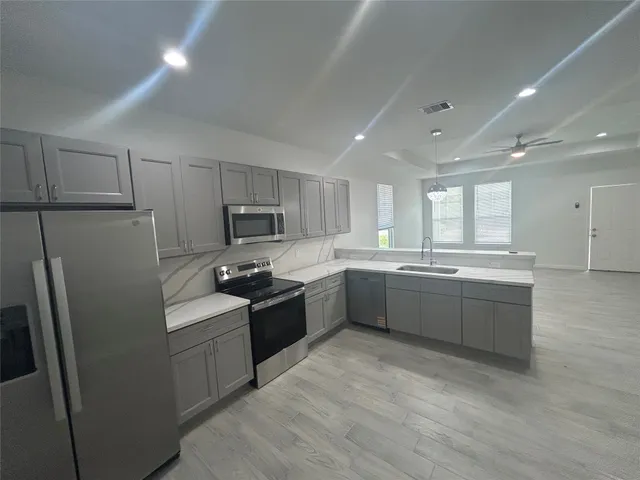 $198,000 | 301 Railroad Avenue, Shepherd, TX 77371