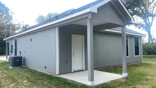 $198,000 | 301 Railroad Avenue, Shepherd, TX 77371