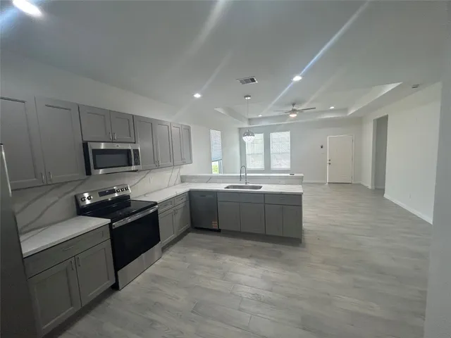 $198,000 | 301 Railroad Avenue, Shepherd, TX 77371