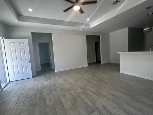 $198,000 | 301 Railroad Avenue, Shepherd, TX 77371