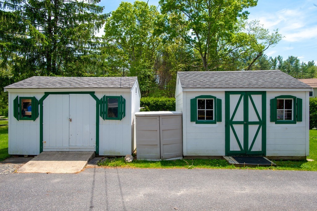 337 Mendall Road Acushnet, MA 02743 - Photo 6 of 24