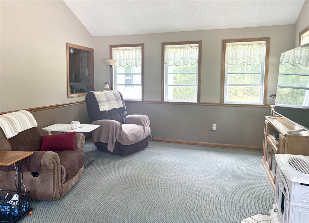 337 Mendall Road Acushnet, MA 02743 - Photo 7 of 24