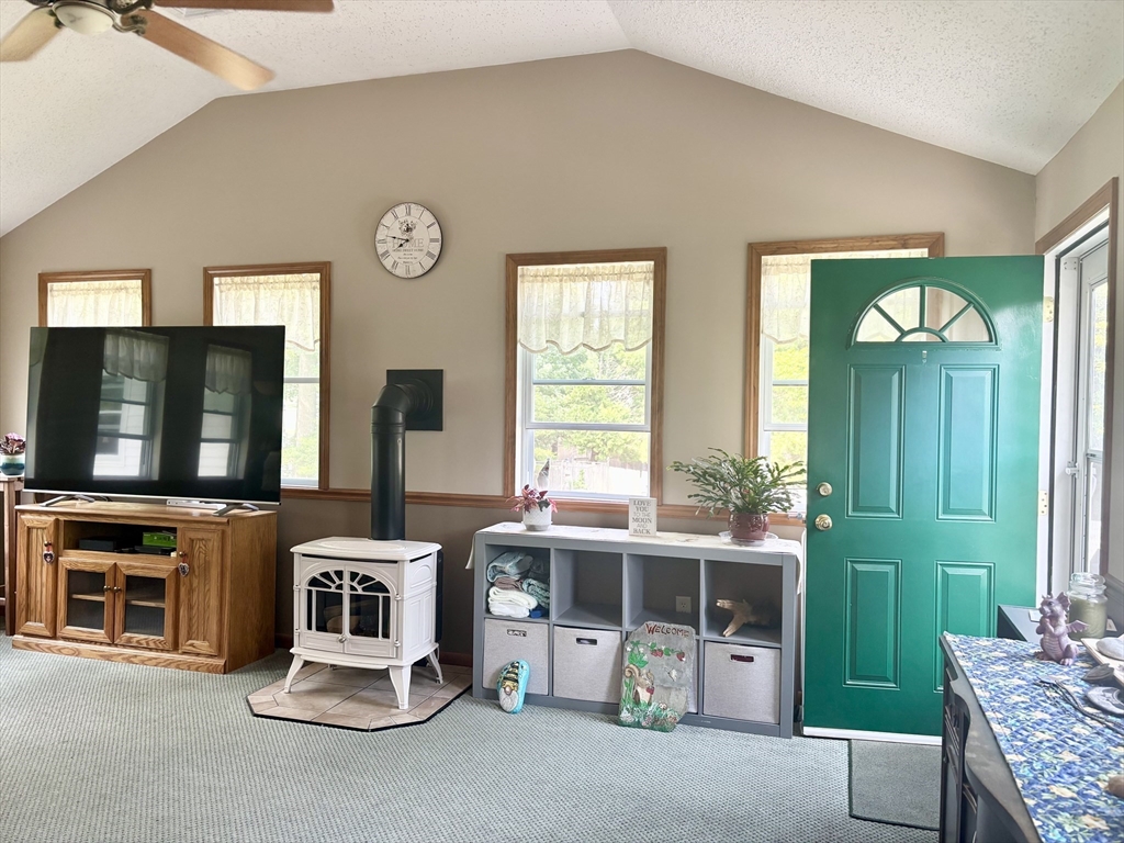 337 Mendall Road Acushnet, MA 02743 - Photo 8 of 24