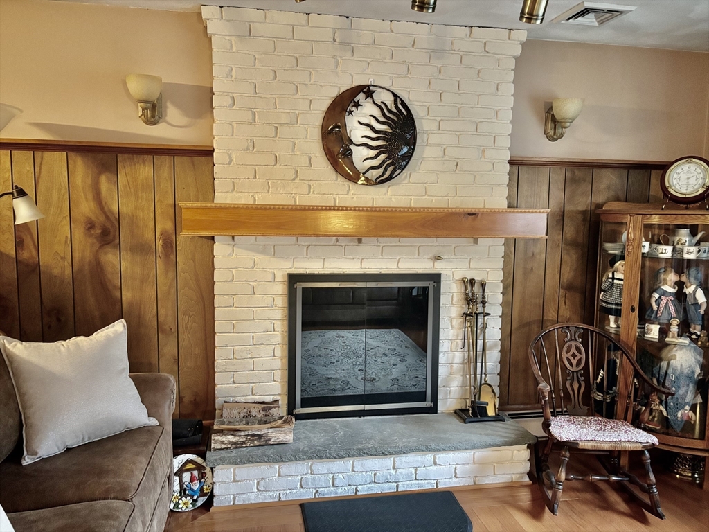 337 Mendall Road Acushnet, MA 02743 - Photo 9 of 24