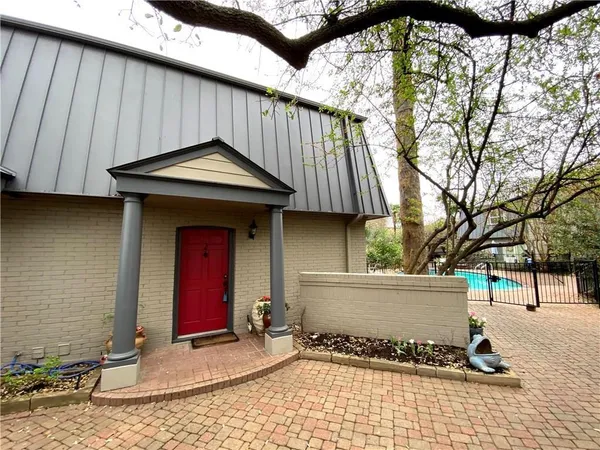 $1,800 | 2500 Steck Avenue, Unit 2, Austin, TX 78757
