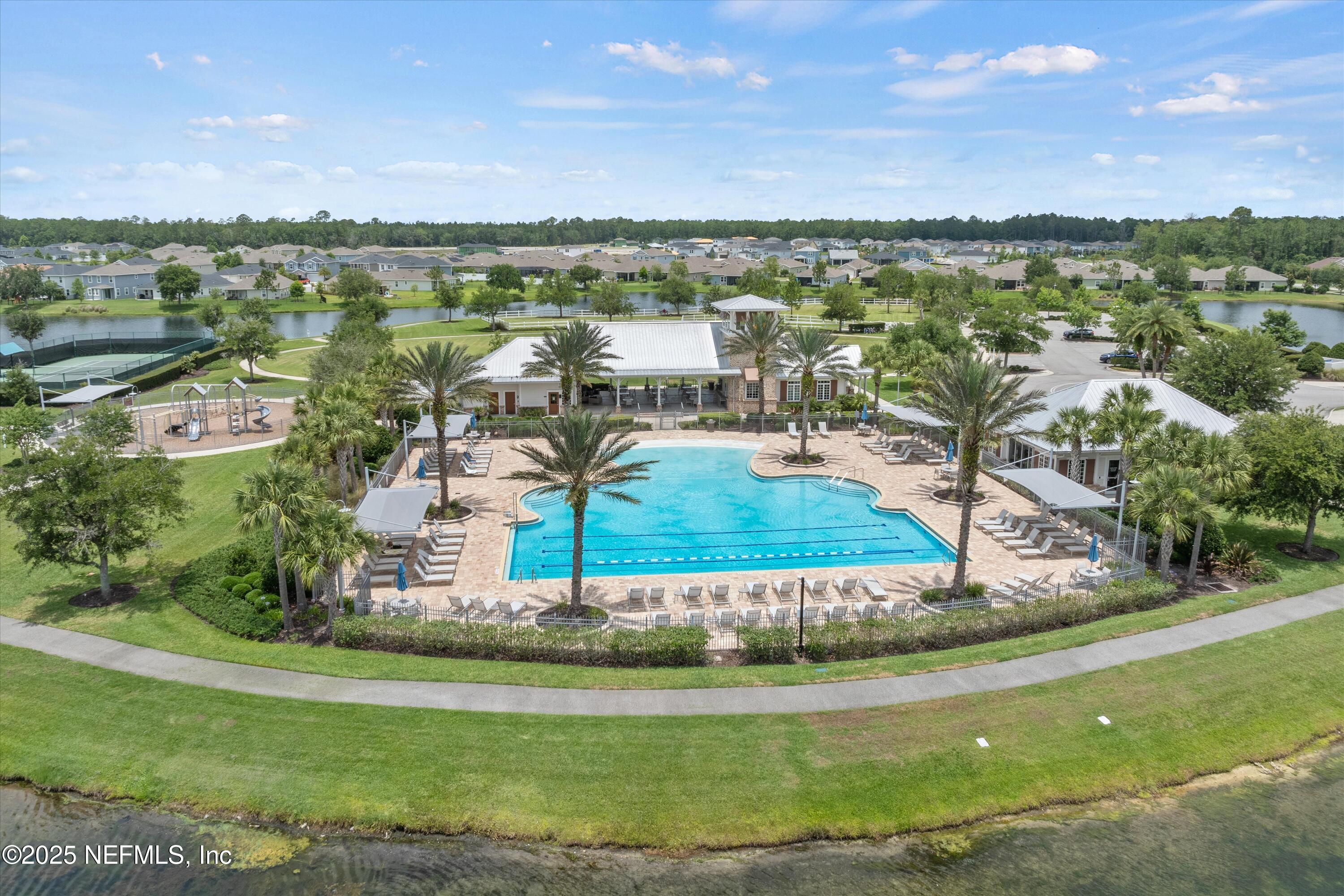 219 Bluejack Lane St. Augustine, FL 32095 - Photo 5 of 44 a view of a city