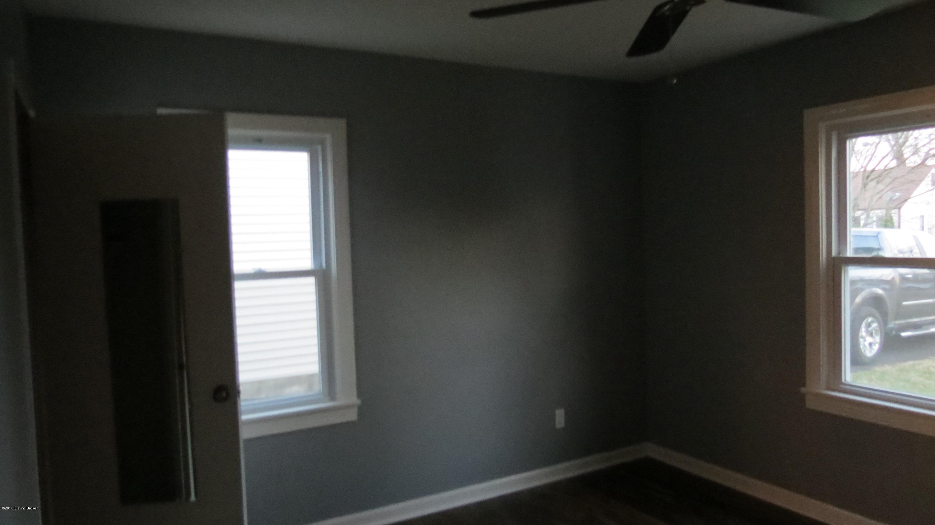 2631 Alanmede Road Louisville, KY 40205 - Photo 26 of 32 IMG_9727