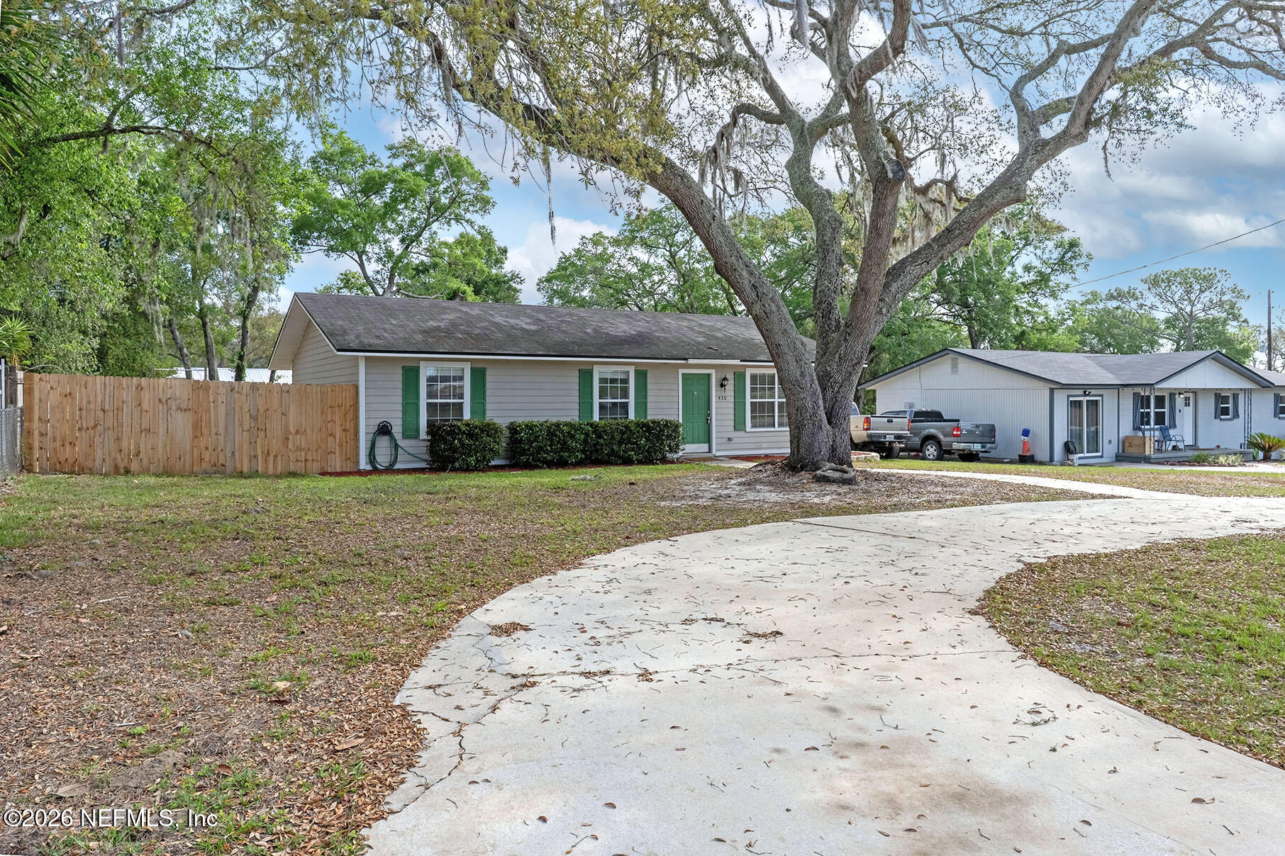 430 Southwest Jasmine Avenue Keystone Heights, FL 32656 - Photo 32 of 35 a house with trees in the background