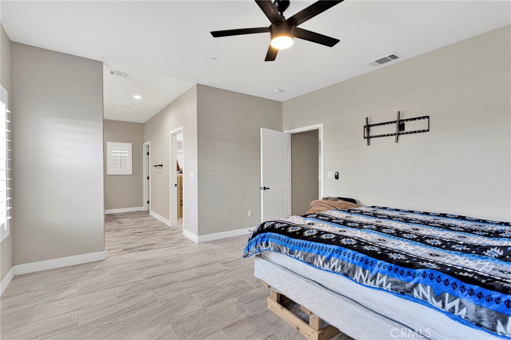 9831 Buttemere Road Phelan, CA 92371 - Photo 14 of 30