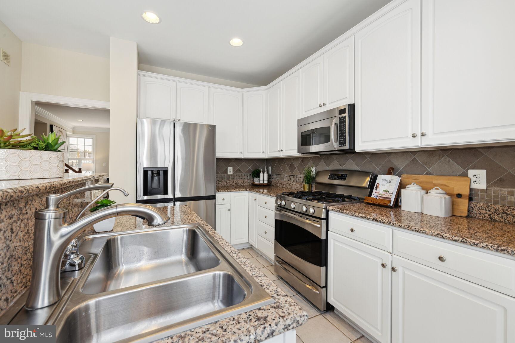 403 South Fayette Street Alexandria, VA 22314 - Photo 8 of 31 Gallery Image 8