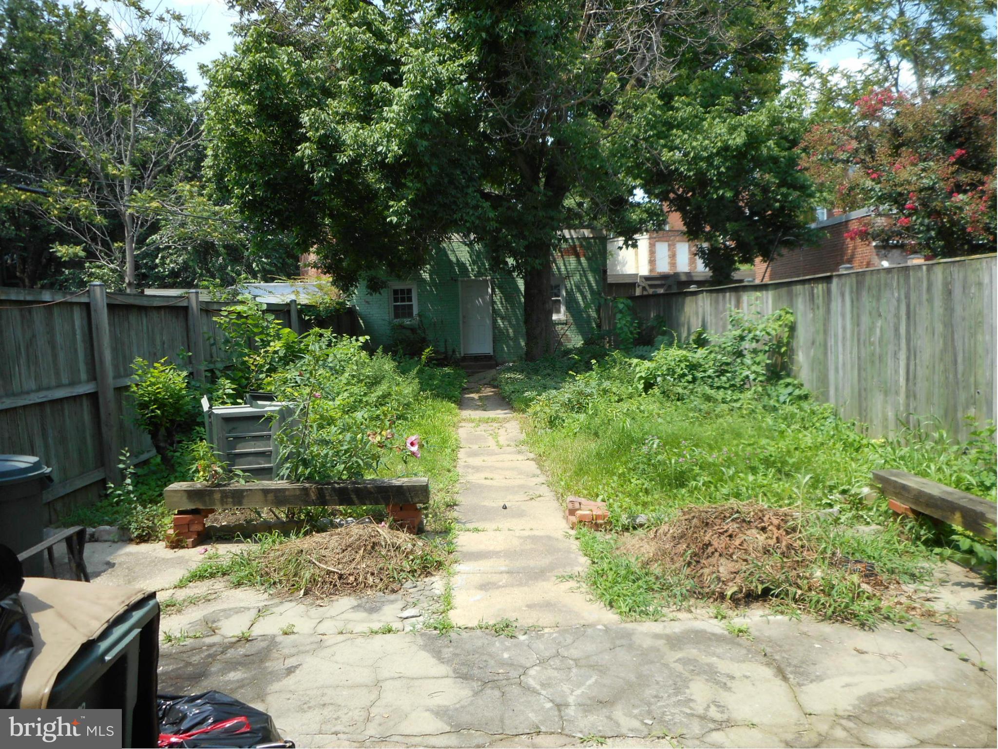 1320 K Street Southeast Washington, DC 20003 - Photo 12 of 12 Exterior (Rear)