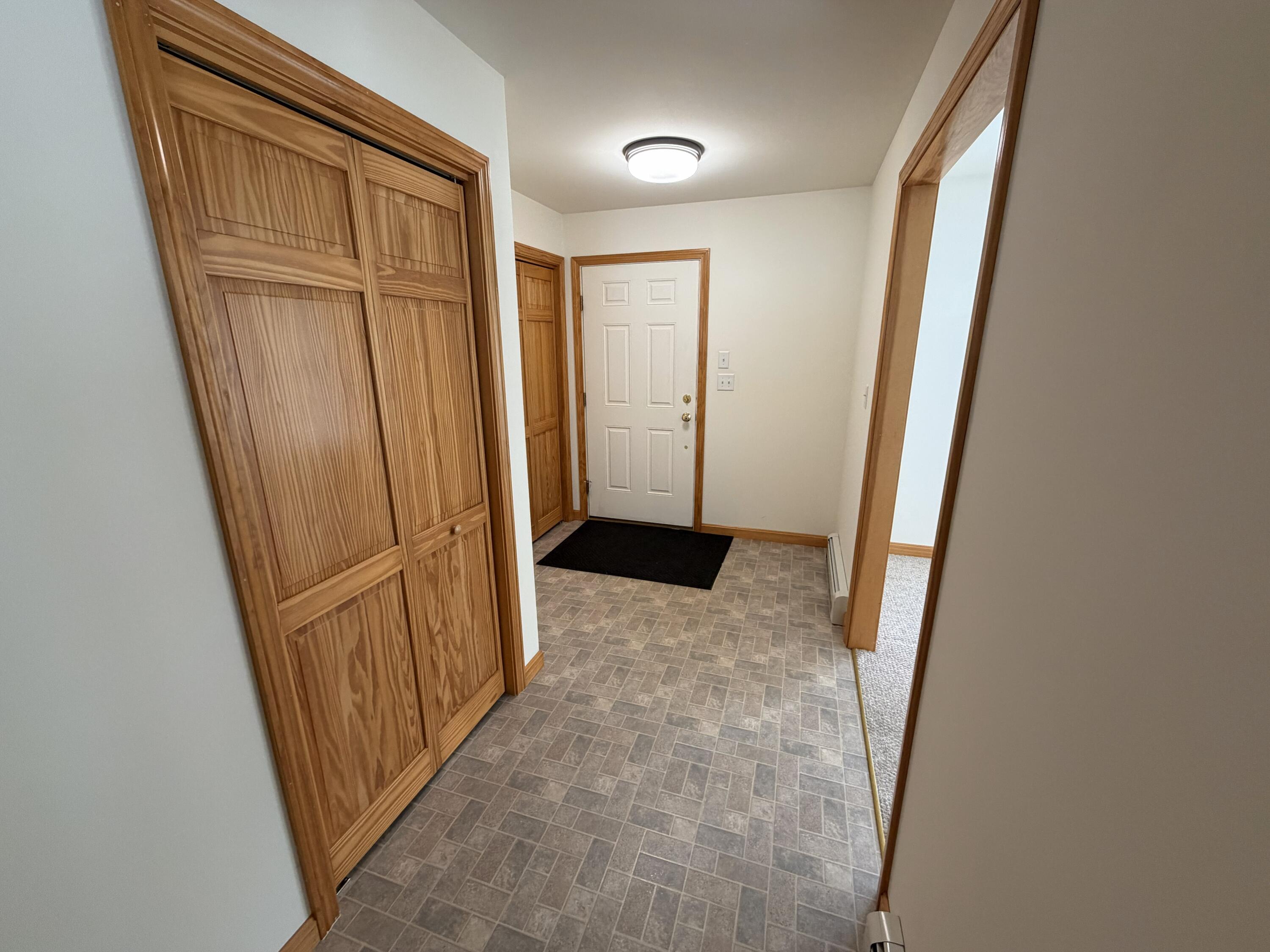 893 Middle Road Waterboro, ME 04087 - Photo 3 of 20 IMG_3479