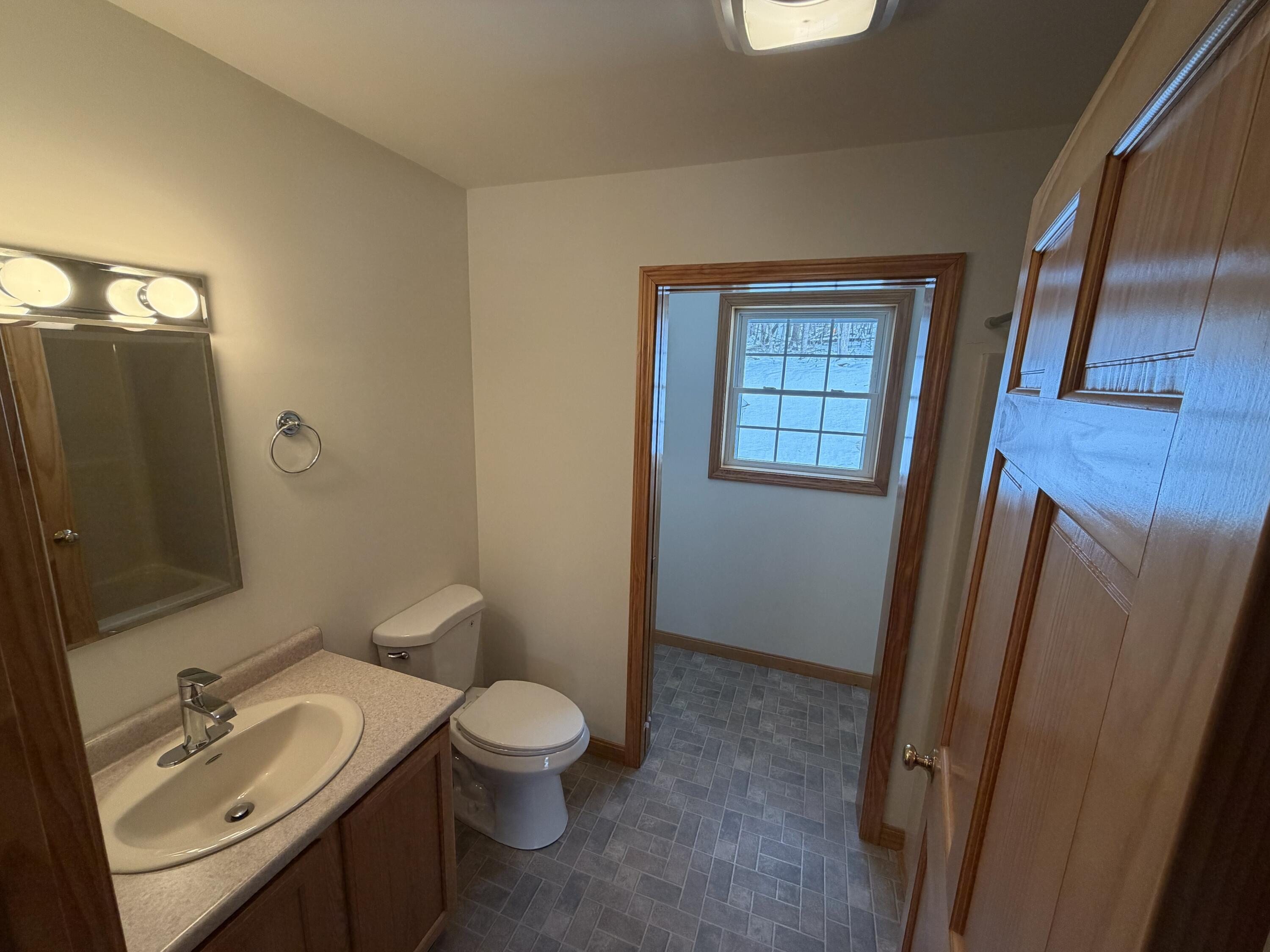 893 Middle Road Waterboro, ME 04087 - Photo 10 of 20 IMG_3486