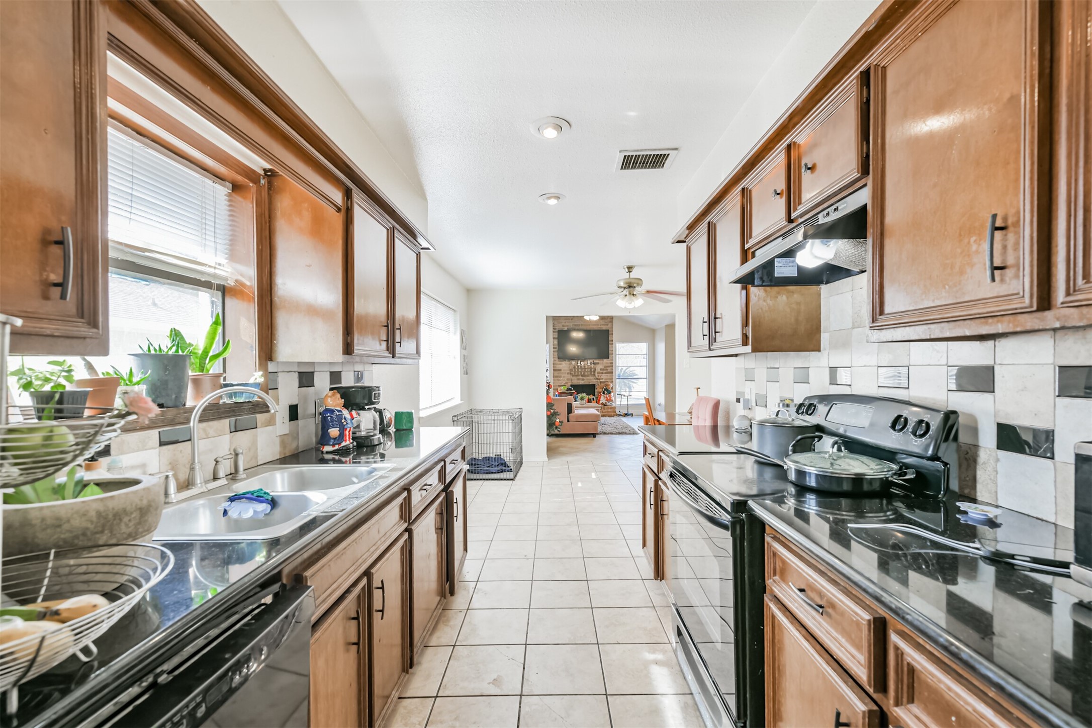 22106 Meadowgate Drive Spring, TX 77373 - Photo 12 of 28